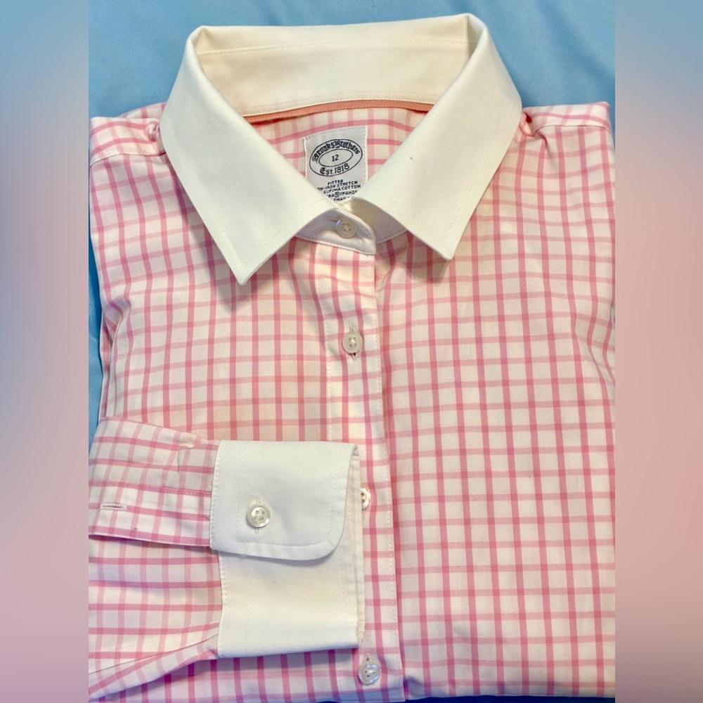 Brooks Brothers Fitted Non-Iron Pink Checkered Shirt with White Collar/Cuffs